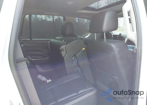 2016 Chevrolet Tahoe Lt z USA, uszkodzony, nr VIN 1GNSKBKC2GR330953